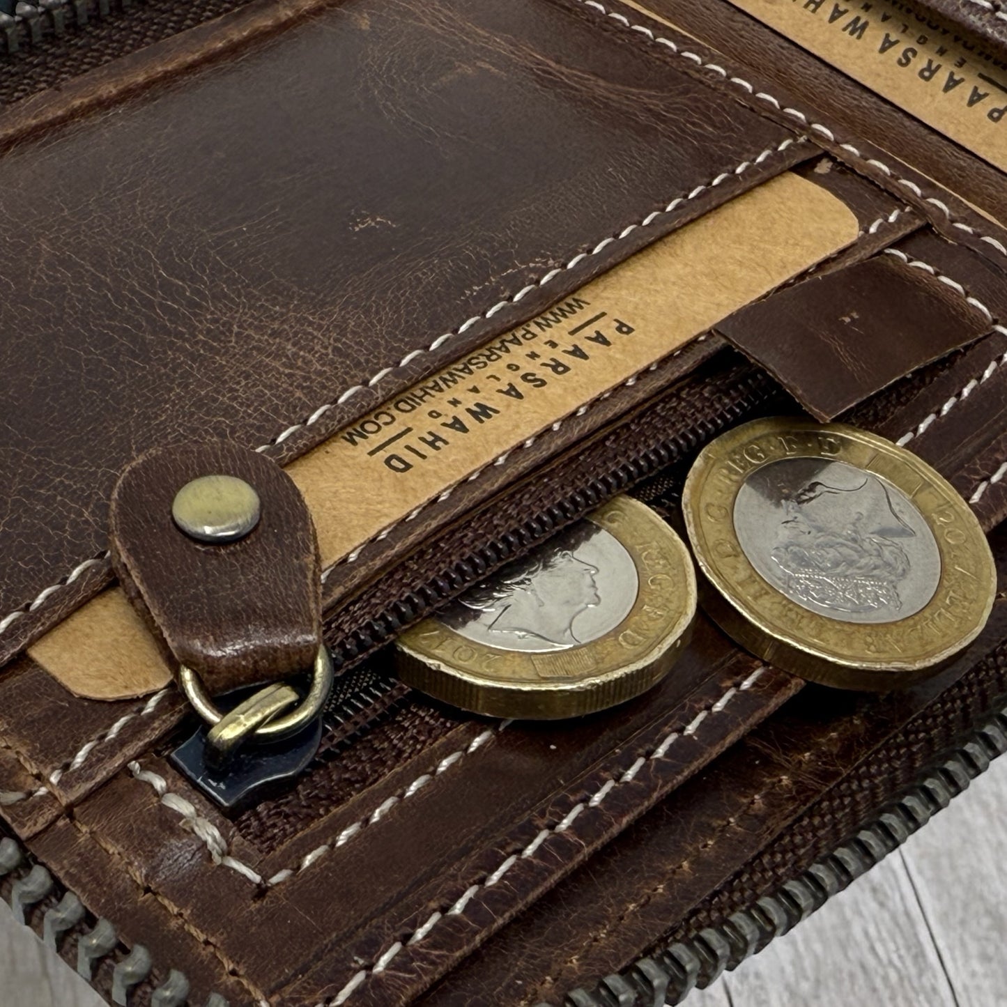 Handmade Leather Zip Wallet – Personalised Premium RFID Wallet for Men & Women – Perfect Gift