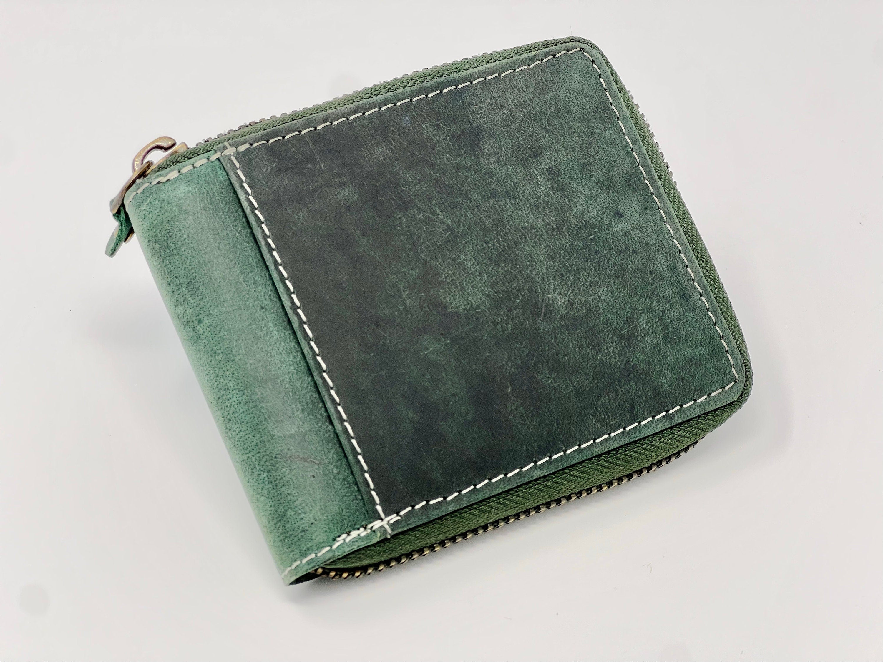 Personalised Handmade Real Leather Wallet For Me'n and Women | Hunter Green Leather Round Zipper | Birthday, Fathers Day, Anniversary Gift