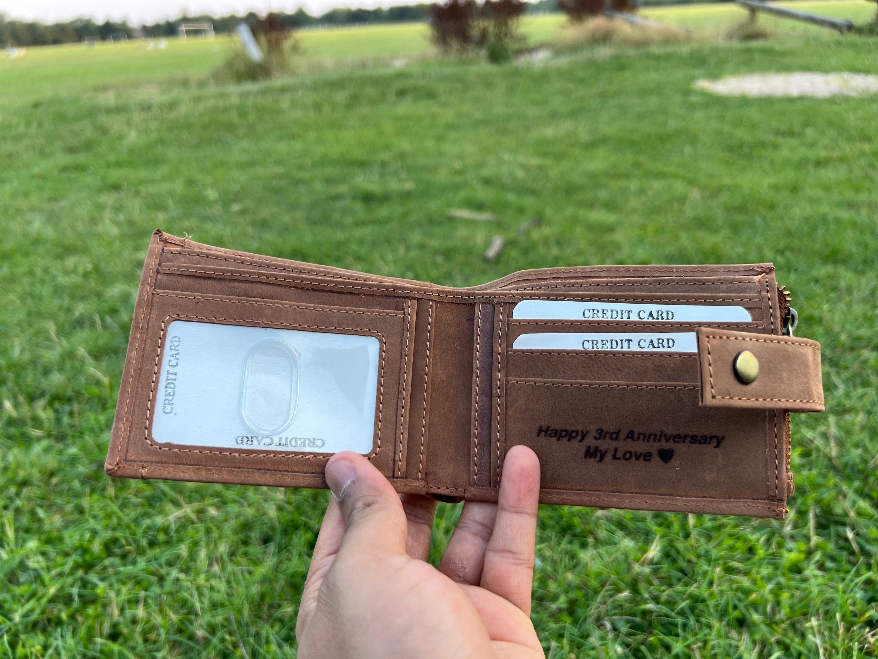 Personalised Gift For Loved Ones | Handmade Best Quality Leather Wallet For Men and Women | Anniversary, Birthday, Father's Day Gift
