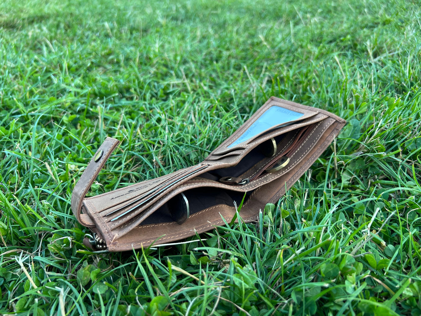 Personalised Gift For Loved Ones | Handmade Best Quality Leather Wallet For Men and Women | Anniversary, Birthday, Father's Day Gift