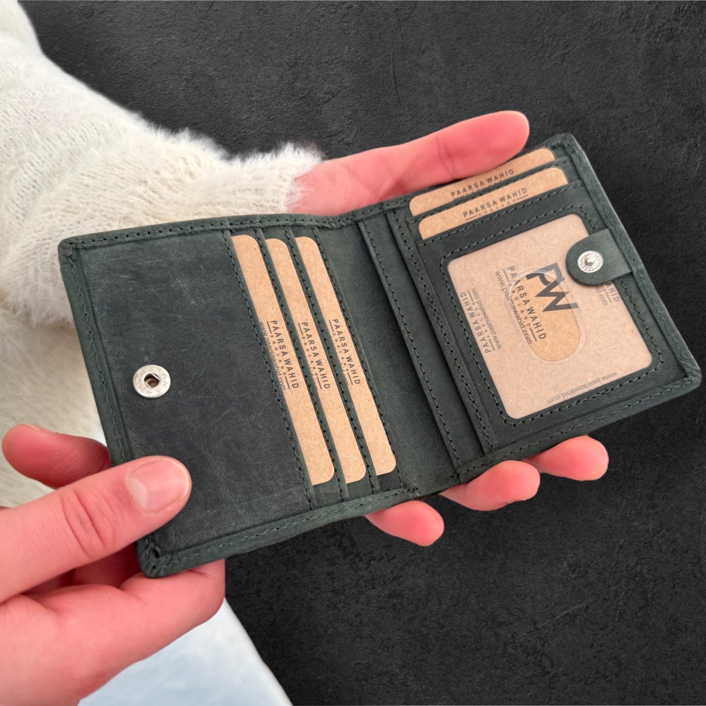 Personalised Leather Wallet for Her – Minimalist, Practical & Boxed Gift –  RFID Purse