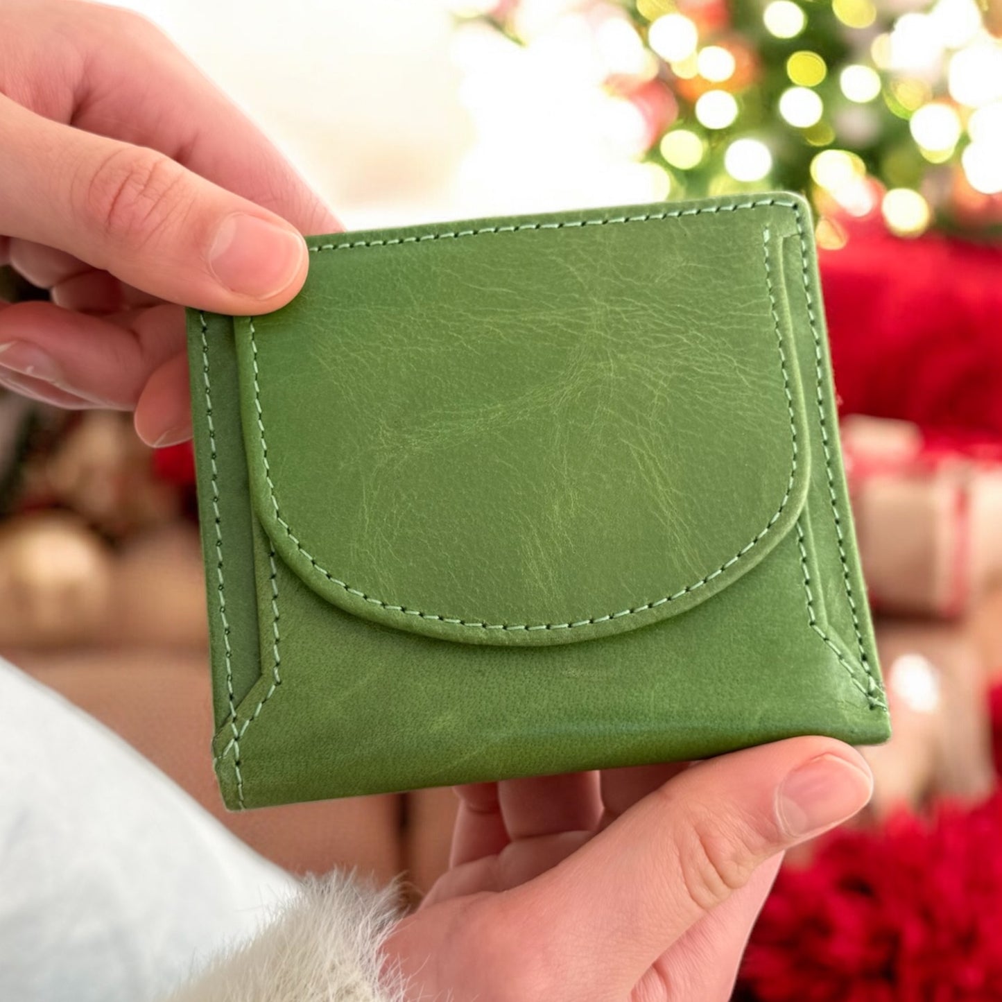 Personalised Leather Wallet for Her – Minimalist, Practical & Boxed Gift –  RFID Purse