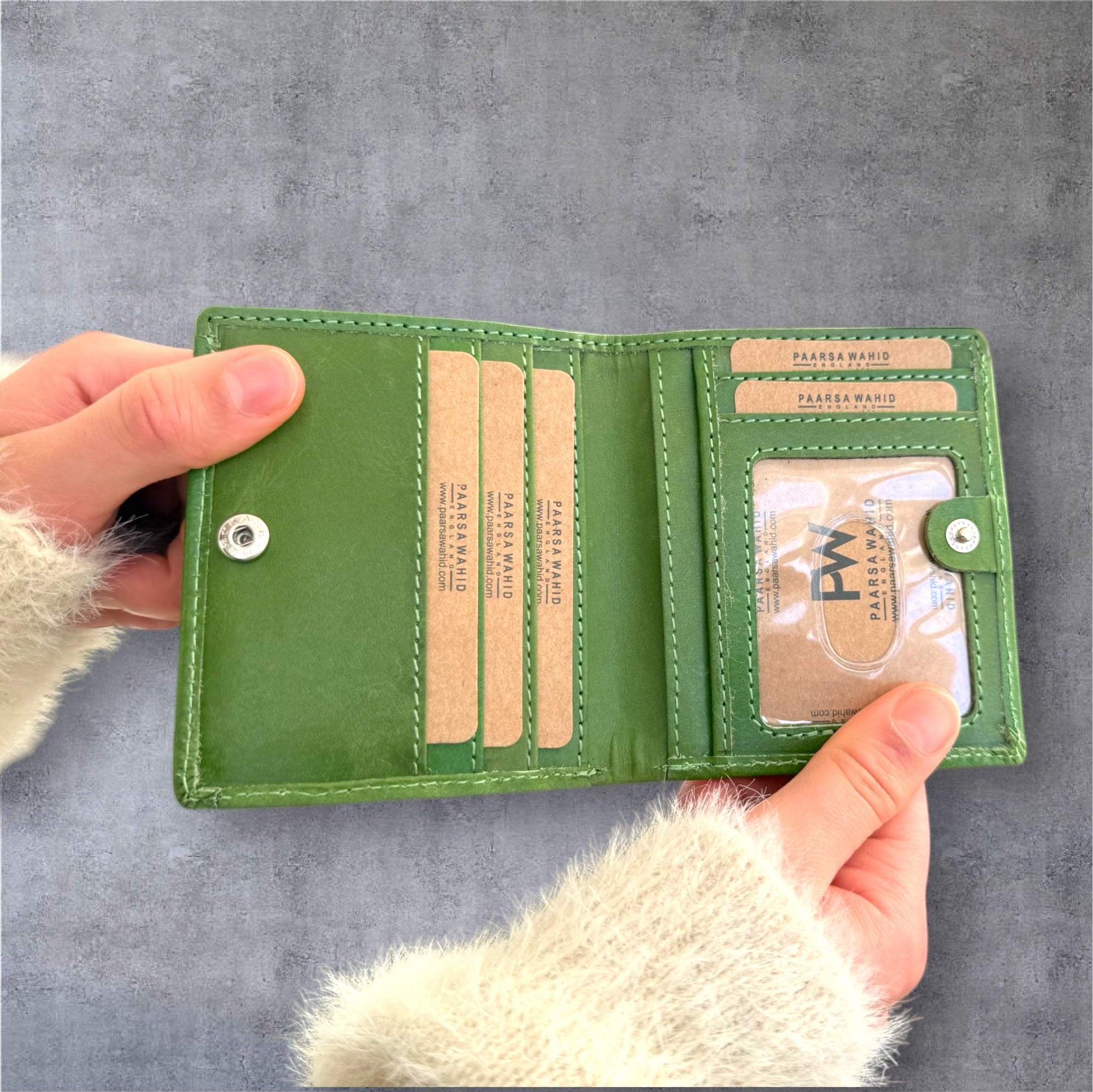 Personalised Leather Wallet for Her – Minimalist, Practical & Boxed Gift –  RFID Purse