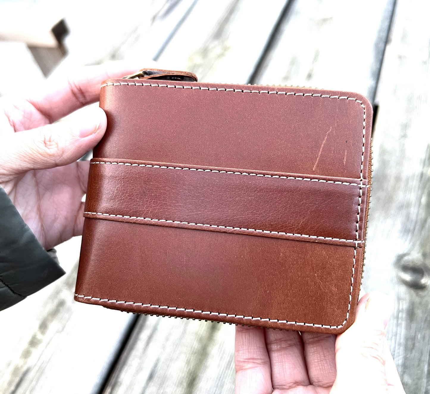 Personalised Men's Wallet | RFID Safe Real Leather Round Zipper Wallet | Unisex Anniversary, Christmas, Birthday Gift, Unique Design Wallet