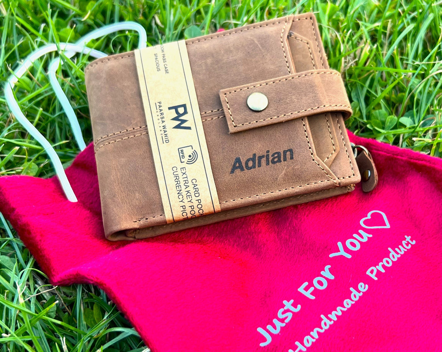 Personalised Gift For Loved Ones | Handmade Best Quality Leather Wallet For Men and Women | Anniversary, Birthday, Father's Day Gift